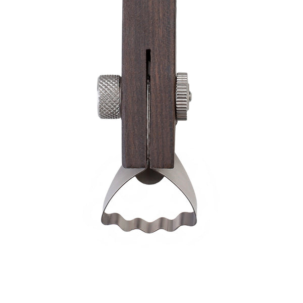 E06 Wavy Clay Extruder